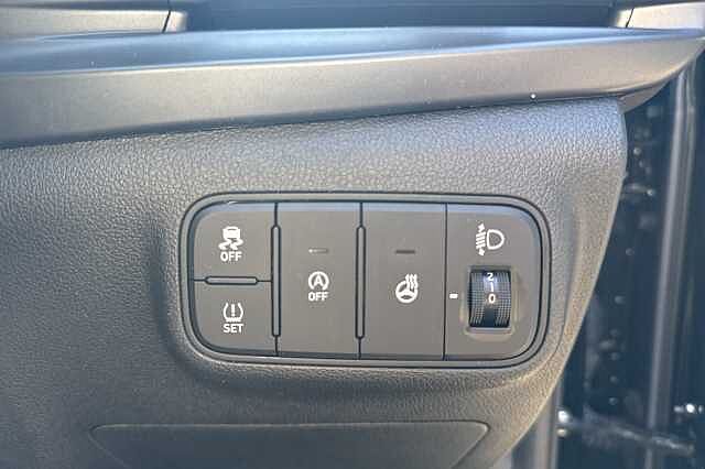 Hyundai I20 1.0T GDi Premium 5dr DCT Black