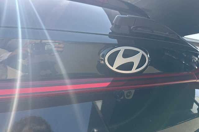 Hyundai I20 1.0T GDi Premium 5dr DCT Black