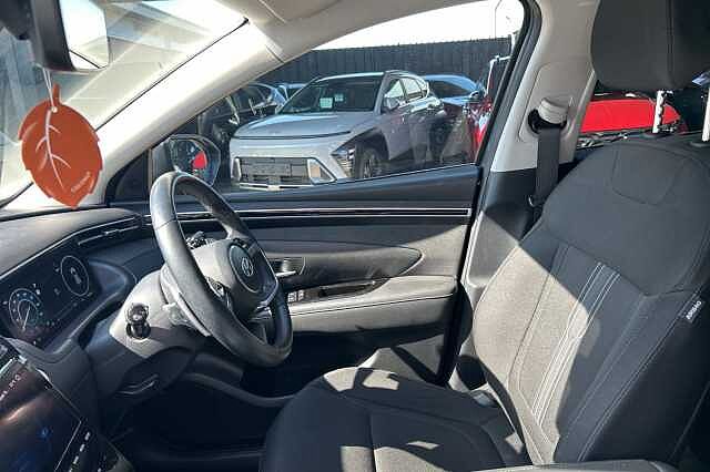 Hyundai TUCSON HYBRID 1.6 T-GDi (265ps) 4WD Premium PHEV Grey