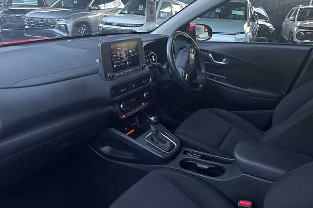 Hyundai KONA 1.6 GDi Hybrid SE Connect 5dr DCT Red