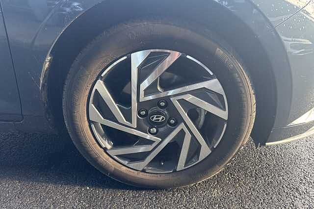 Hyundai i20 1.0T GDi Advance 5dr