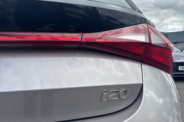 Hyundai i20 1.0T GDi 48V MHD SE Connect 5dr