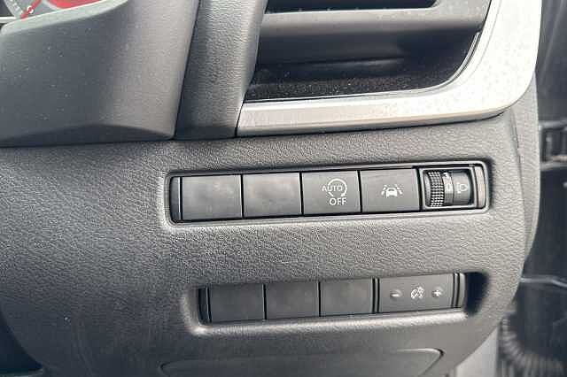 Nissan Qashqai 1.3 DiG-T MH 158 N-Connecta 5dr Xtronic