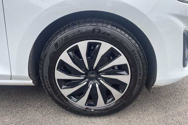 Ford Fiesta 1.0 EcoBoost Hybrid mHEV 125 Titanium 5dr Auto