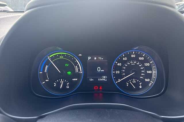 Hyundai KONA 1.6 GDi Hybrid Premium 5dr DCT Red