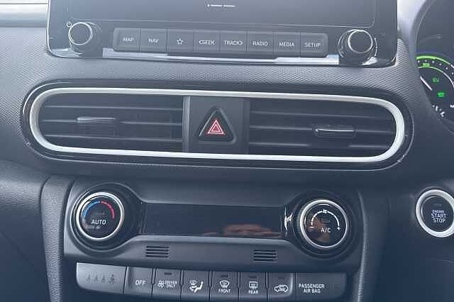 Hyundai KONA 1.6 GDi Hybrid Premium 5dr DCT Red