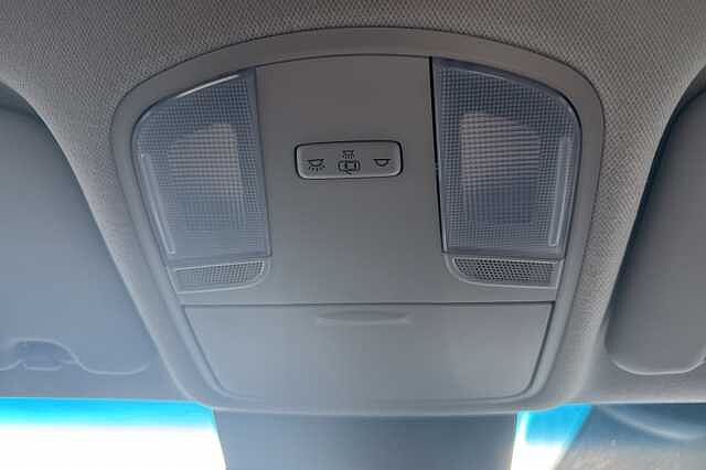 Hyundai KONA 1.6 GDi Hybrid Premium 5dr DCT Red