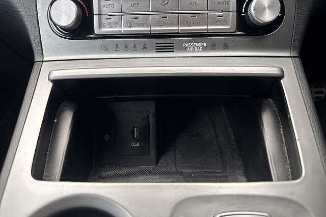 Hyundai KONA 150kW Premium 64kWh 5dr Auto