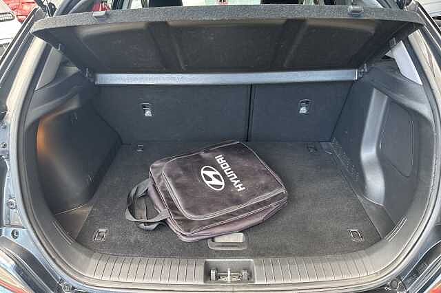 Hyundai KONA 150kW Premium 64kWh 5dr Auto