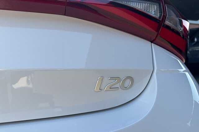 Hyundai I20 1.0T GDi Premium 5dr DCT White