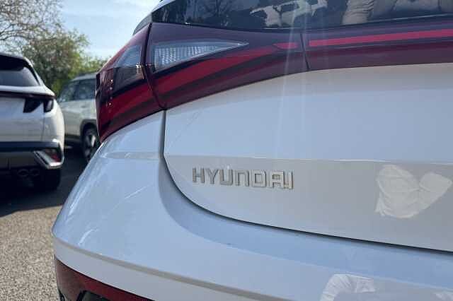 Hyundai I20 1.0T GDi Premium 5dr DCT White