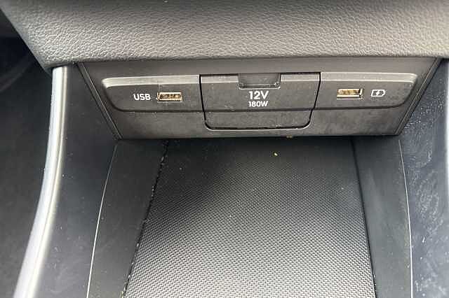 Hyundai I20 1.0T GDi 48V MHD Premium 5dr DCT Green