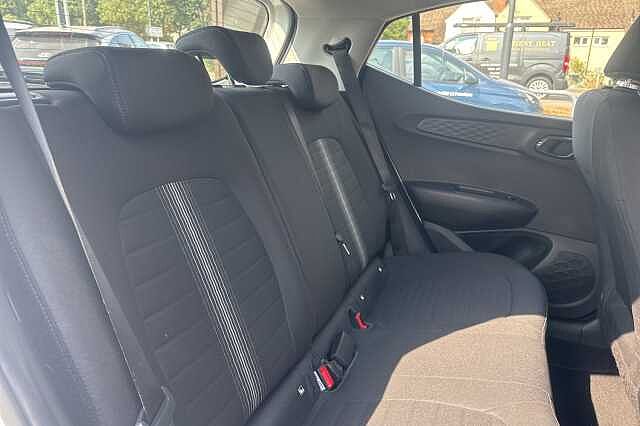 Hyundai I10 1.2 MPi SE Connect 5dr Auto White