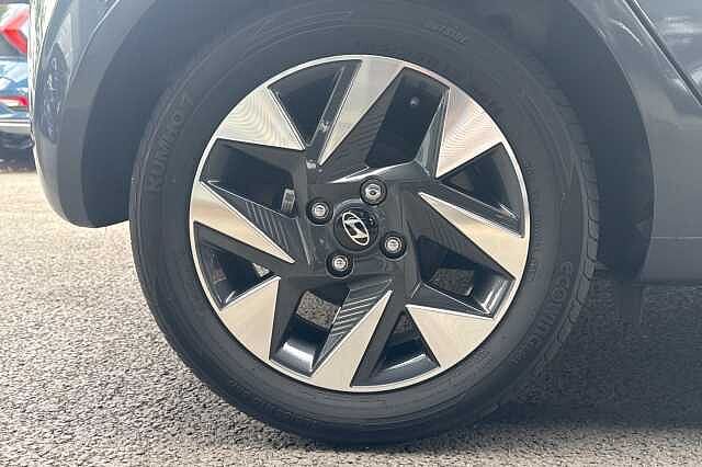 Hyundai i10 1.2 Advance 5dr Auto