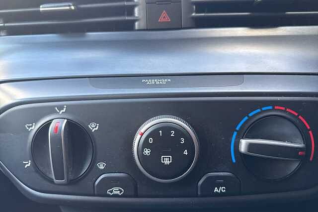 Hyundai I20 1.0T GDi 48V MHD SE Connect 5dr DCT Grey