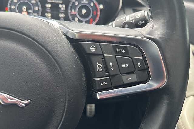 Jaguar E-pace 2.0d [180] R-Dynamic HSE 5dr Auto