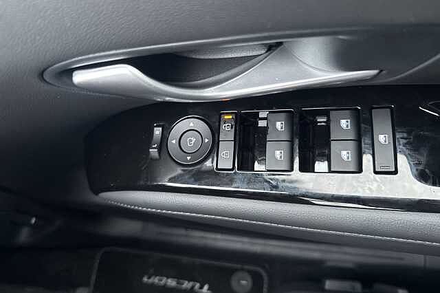 Hyundai TUCSON 1.6T Hybrid Ultimate 5dr Auto  **PRE-REG - DELIVERY MILES**