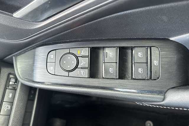 Nissan Qashqai 1.3 DiG-T MH 158 Acenta Premium 5dr Xtronic