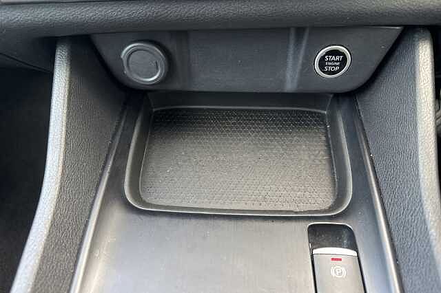 Nissan Qashqai 1.3 DiG-T MH 158 Acenta Premium 5dr Xtronic