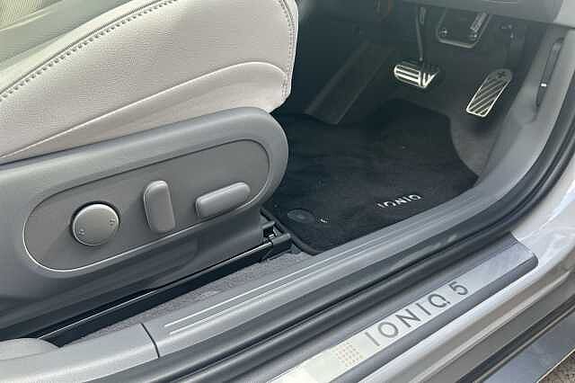 Hyundai IONIQ 5 239kW Ultimate 84 kWh 5dr AWD Auto