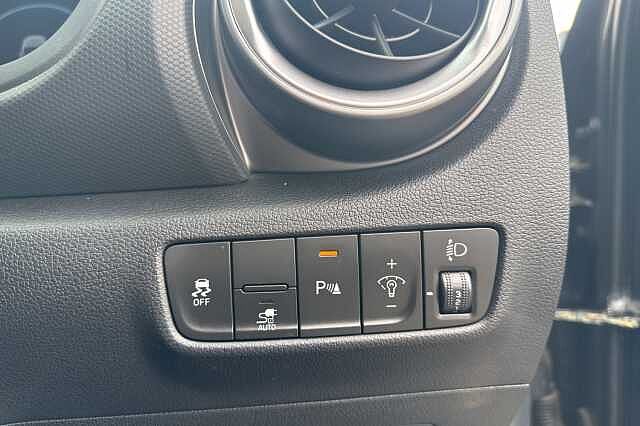 Hyundai KONA 150kW Premium 64kWh 5dr Auto