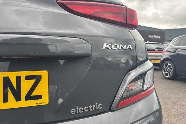 Hyundai KONA 150kW Premium 64kWh 5dr Auto