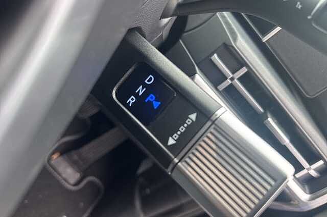 Hyundai SANTA FE 1.6 TGDi Hybrid Ultimate 5dr 4WD Auto Black