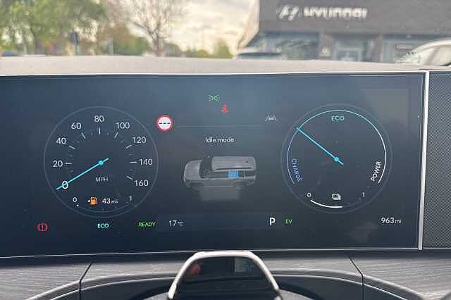 Hyundai SANTA FE 1.6 TGDi Hybrid Ultimate 5dr 4WD Auto