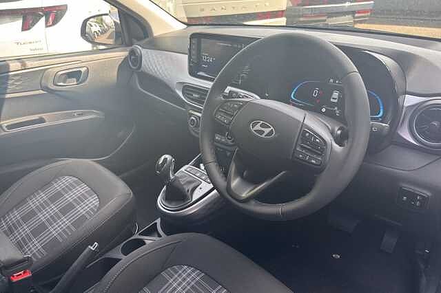 Hyundai I10 premium Blue