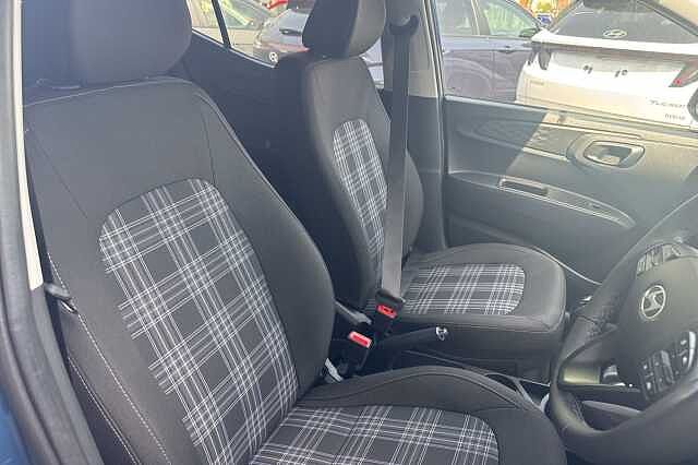 Hyundai I10 premium Blue