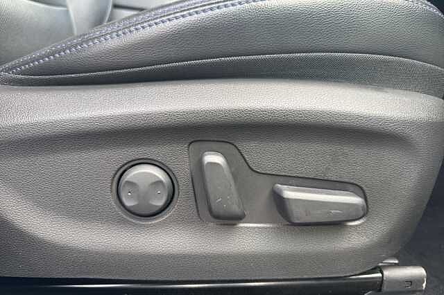 Hyundai KONA 150kW Ultimate 64kWh 5dr Auto