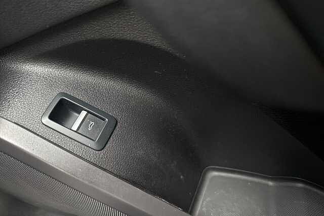 Audi Q5 2.0T FSI Quattro S Line 5dr S Tronic