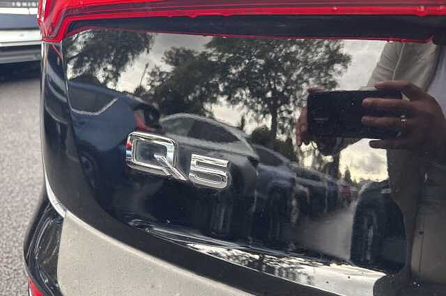 Audi Q5 2.0T FSI Quattro S Line 5dr S Tronic