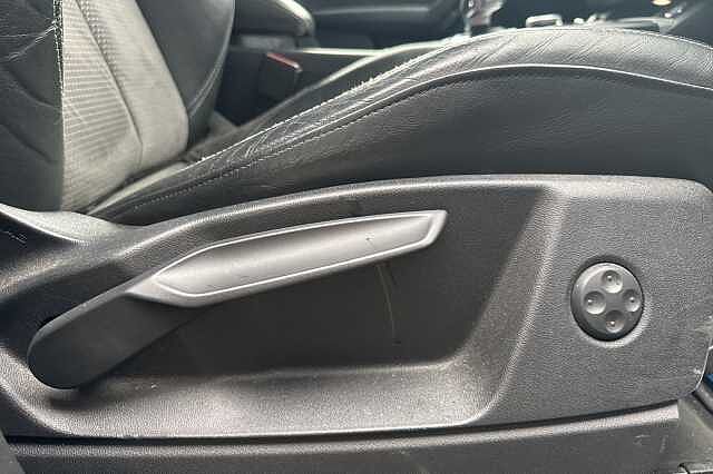 Audi Q5 2.0T FSI Quattro S Line 5dr S Tronic