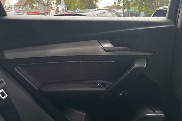 Audi Q5 2.0T FSI Quattro S Line 5dr S Tronic