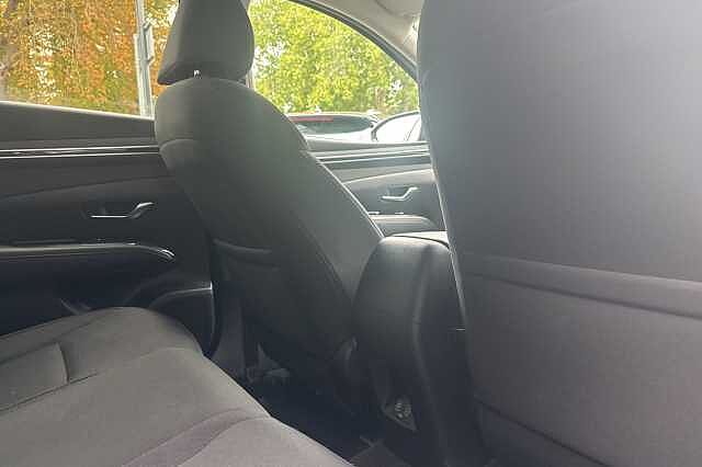 Hyundai TUCSON 1.6 TGDi 48V MHD SE Connect 5dr 2WD DCT