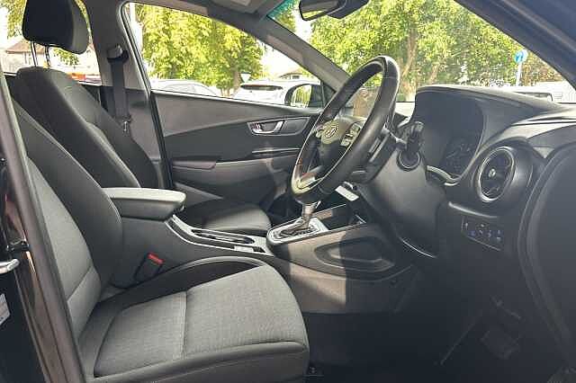 Hyundai KONA 1.6 GDi Hybrid Premium 5dr DCT