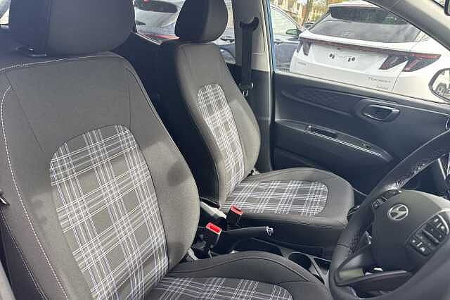 Hyundai i10 1.2 [79] Premium 5dr Auto [Nav]