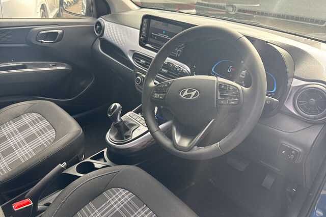 Hyundai i10 1.2 [79] Premium 5dr Auto [Nav]