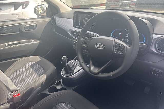 Hyundai i10 1.2 [79] Premium 5dr Auto [Nav]