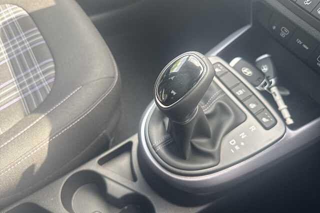 Hyundai i10 1.2 [79] Premium 5dr Auto [Nav]