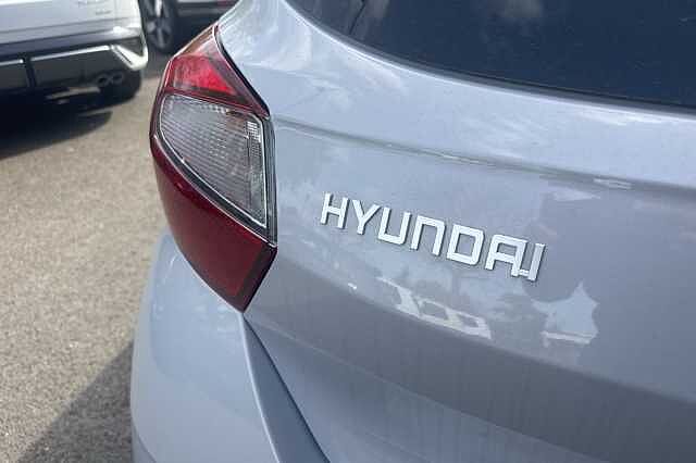Hyundai i10 1.2 [79] Premium 5dr Auto [Nav]