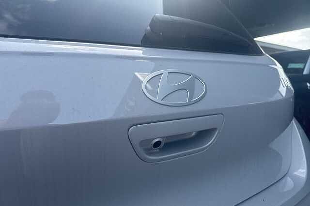 Hyundai i10 1.2 [79] Premium 5dr Auto [Nav]
