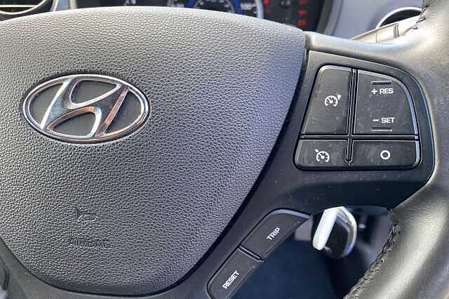 Hyundai i10 Play