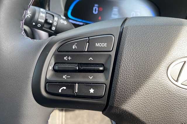 Hyundai i10 5dr Hat 1.0 Mpi 63ps Premium Nav