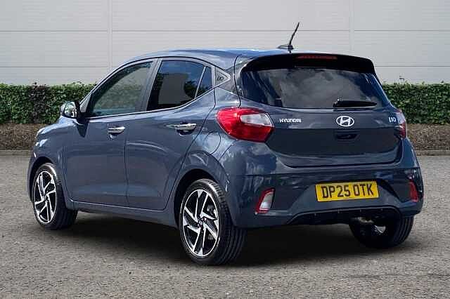 Hyundai i10 5dr Hat 1.0 Mpi 63ps Premium Nav