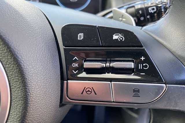 Hyundai Tucson Premium T-Gdi Hev