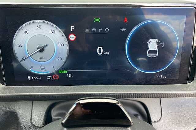 Hyundai INSTER 5dr Hat 85kw 2 49kwh Abyss Black