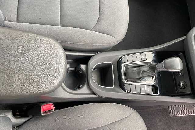 Hyundai IONIQ Se Connect Hev S-A Vibrant Blue