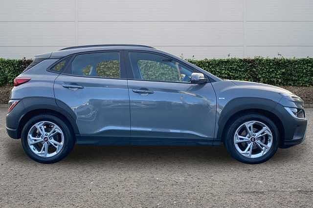 Hyundai KONA Se Connect T-Gdi Mhe Cyber Grey